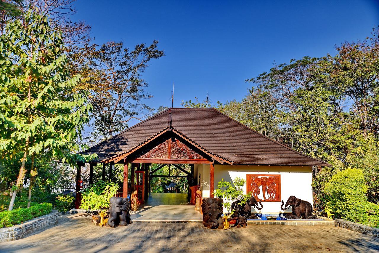 Popa Mountain Resort Mount Popa Eksteriør billede